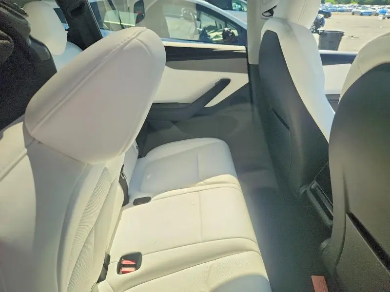 2026 TESLA MODEL Y   