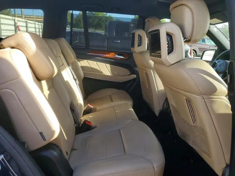2015 MERCEDES-BENZ GL 550 4MATIC  