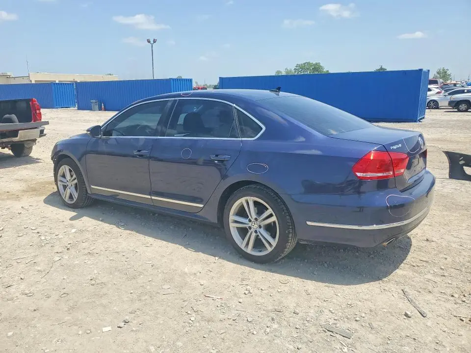 2012 VOLKSWAGEN PASSAT SE  