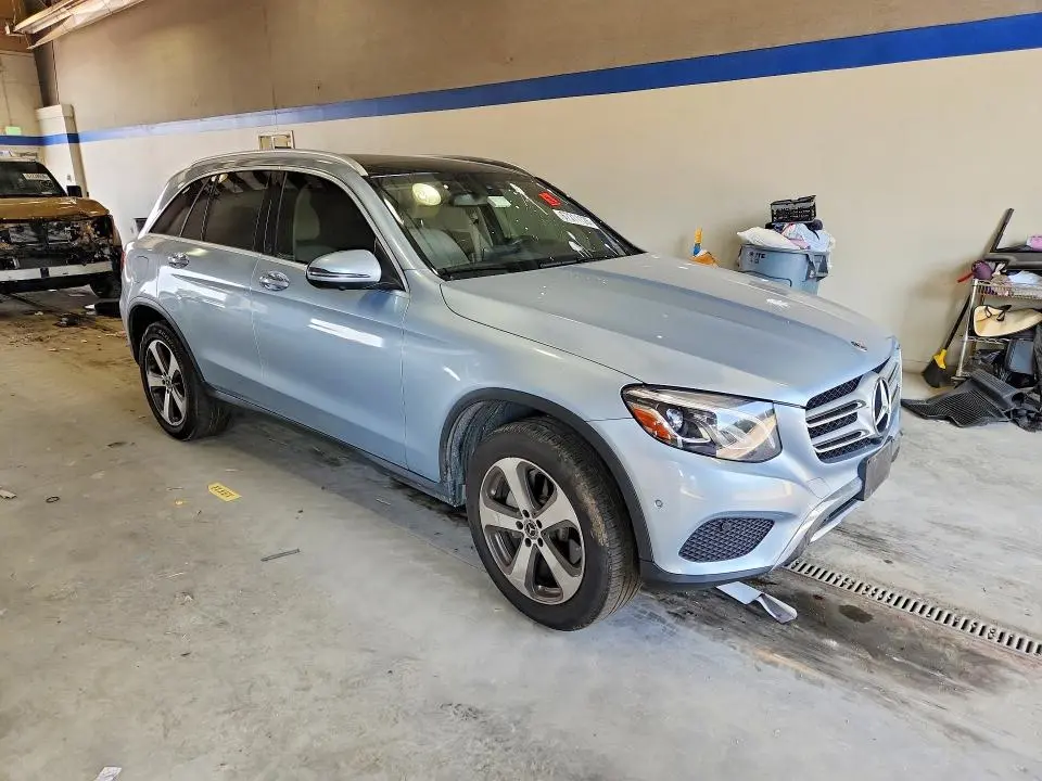 2018 MERCEDES-BENZ GLC 300 4MATIC  