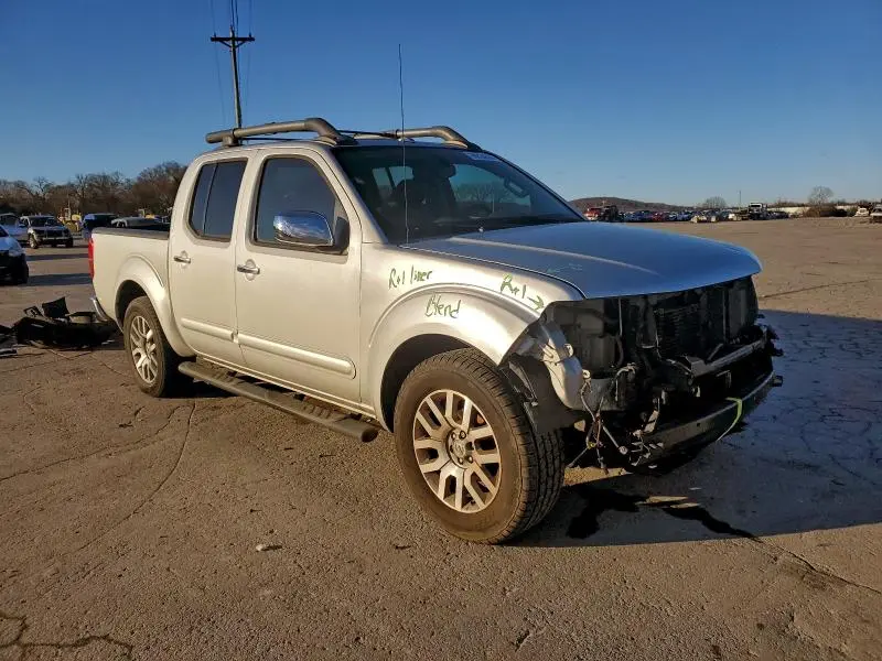 2012 NISSAN FRONTIER S  