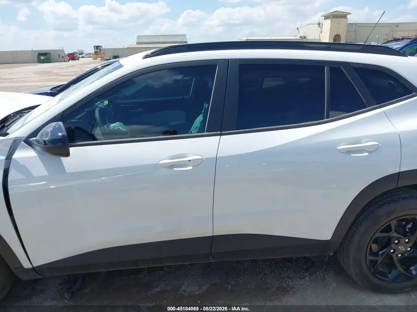 2026 CHEVROLET TRAX FWD LT