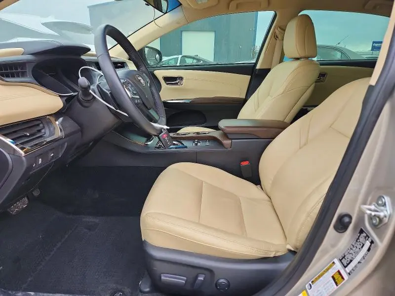 2018 TOYOTA AVALON XLE  