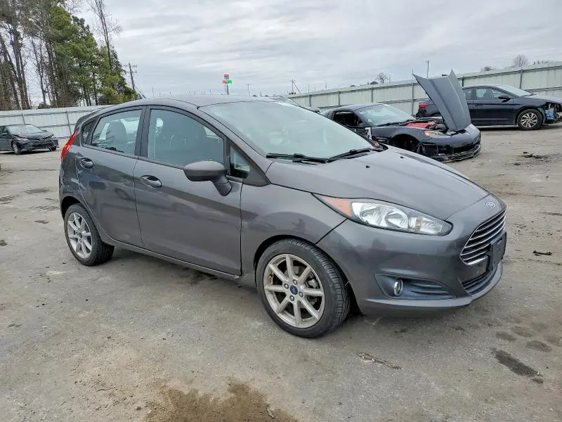 2019 FORD FIESTA SE  