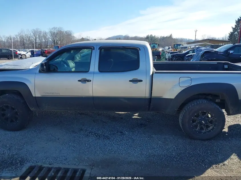 2013 TOYOTA TACOMA BASE V6