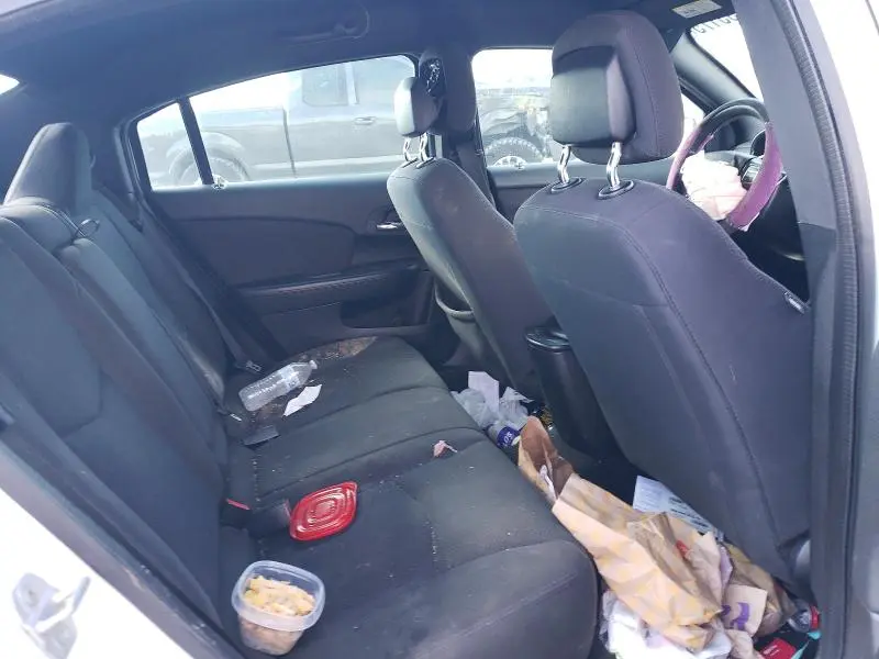 2013 CHRYSLER 200 LX  