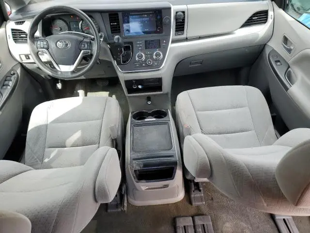 2015 TOYOTA SIENNA LE  