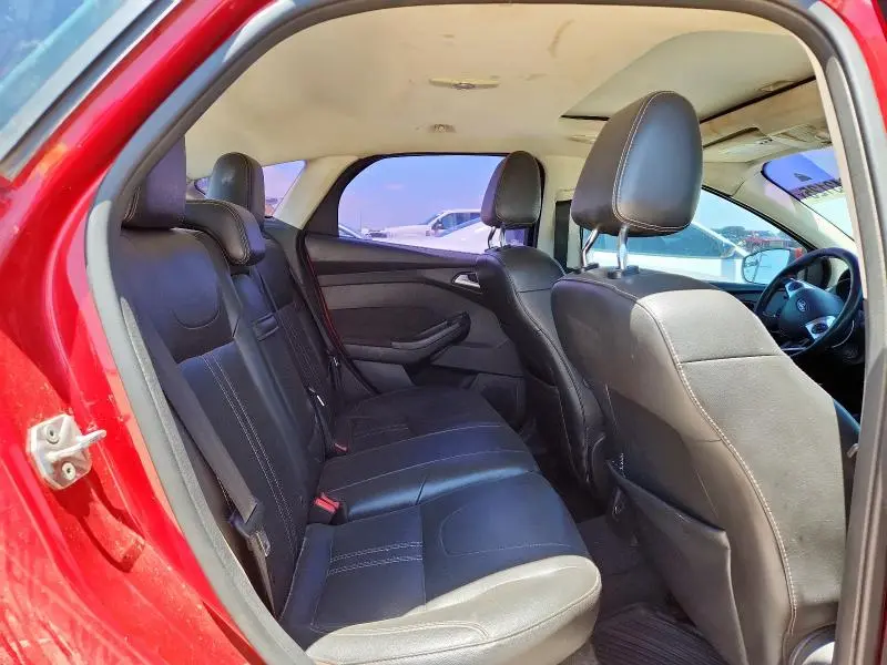 2012 FORD FOCUS TITANIUM  