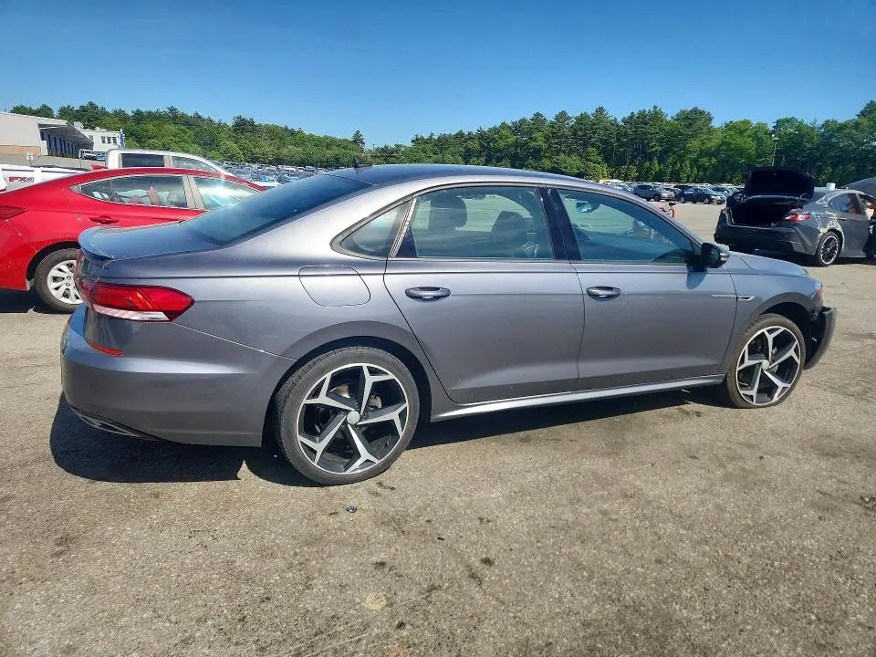 2021 VOLKSWAGEN PASSAT R-LINE  