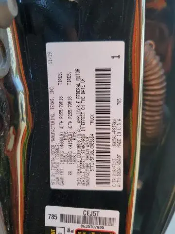 2020 TOYOTA TUNDRA CREWMAX SR5  