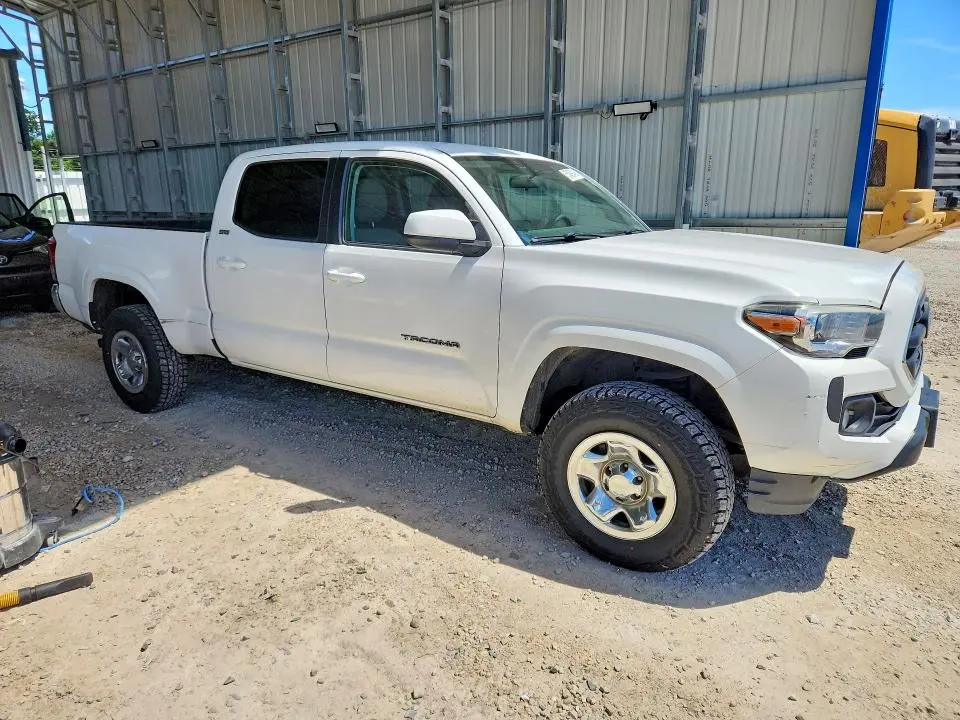 2016 TOYOTA TACOMA   