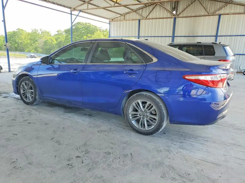 2016 TOYOTA CAMRY SE  