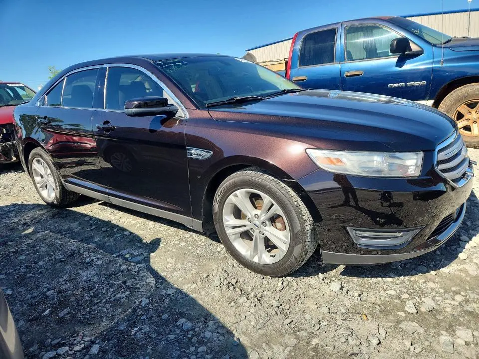 2013 FORD TAURUS SEL  