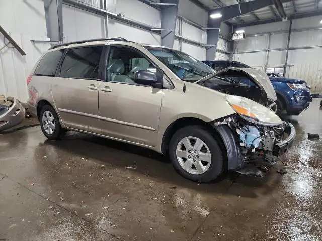 2010 TOYOTA SIENNA CE  
