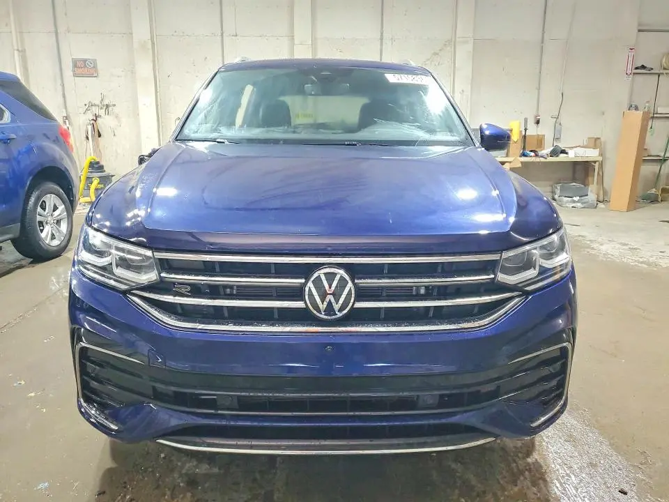2024 VOLKSWAGEN TIGUAN SEL R-LINE BLACK  