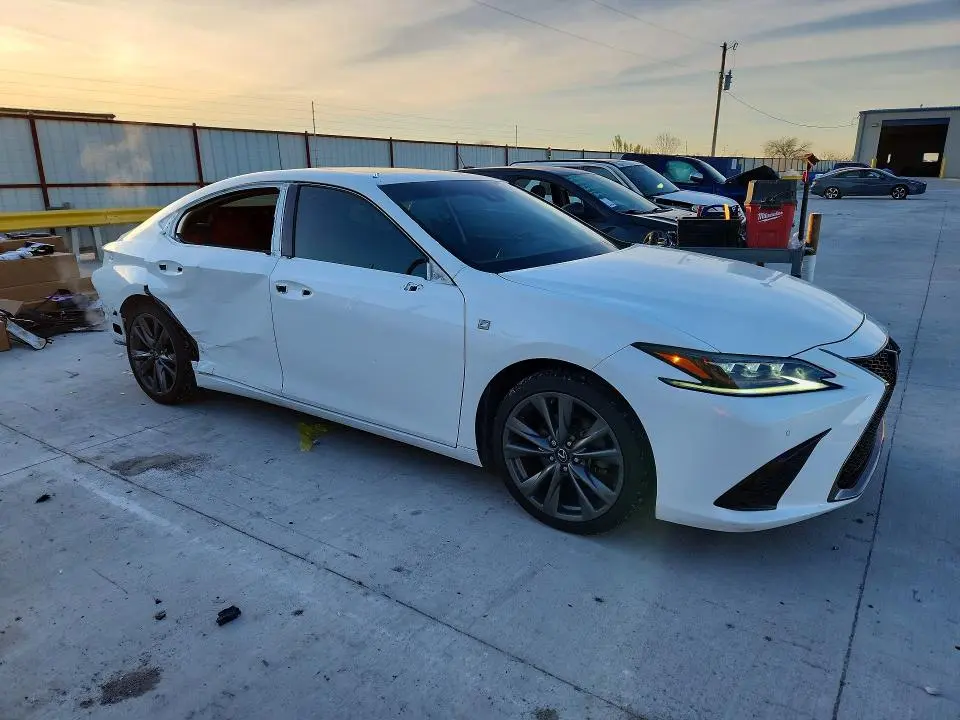 2019 LEXUS ES 350  