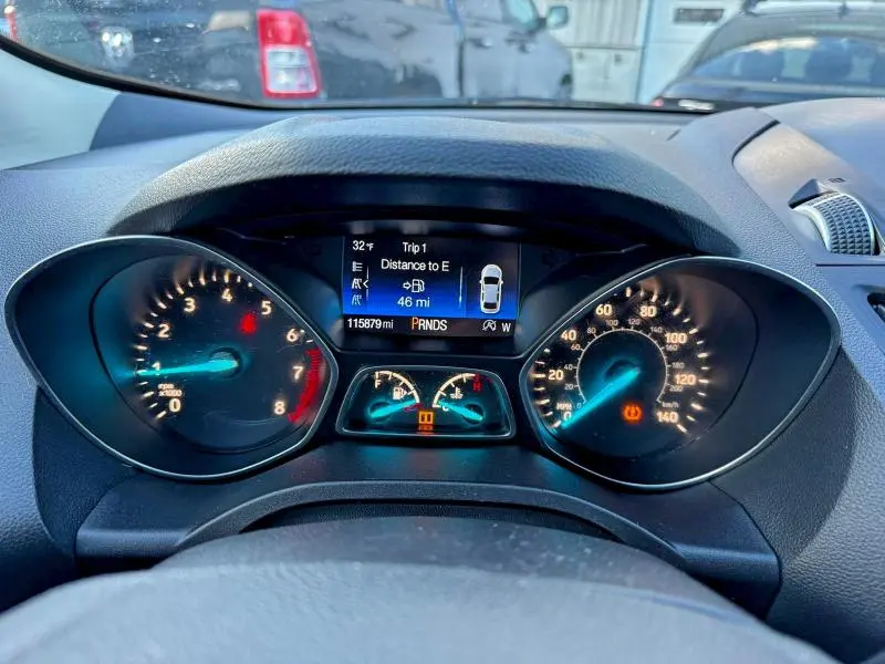 2019 FORD ESCAPE SE  