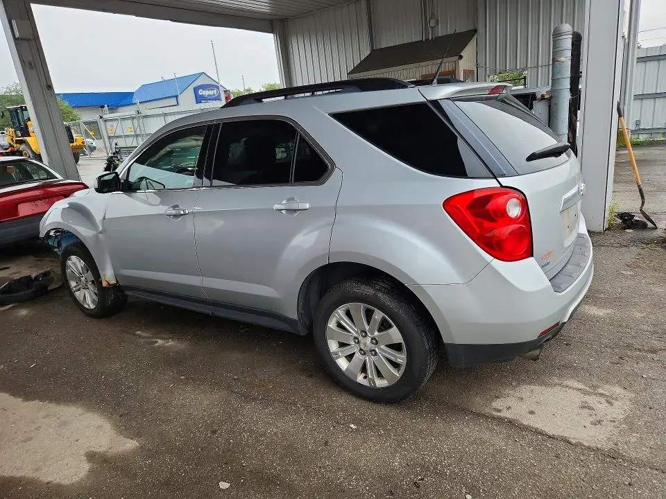 2010 CHEVROLET EQUINOX LT  