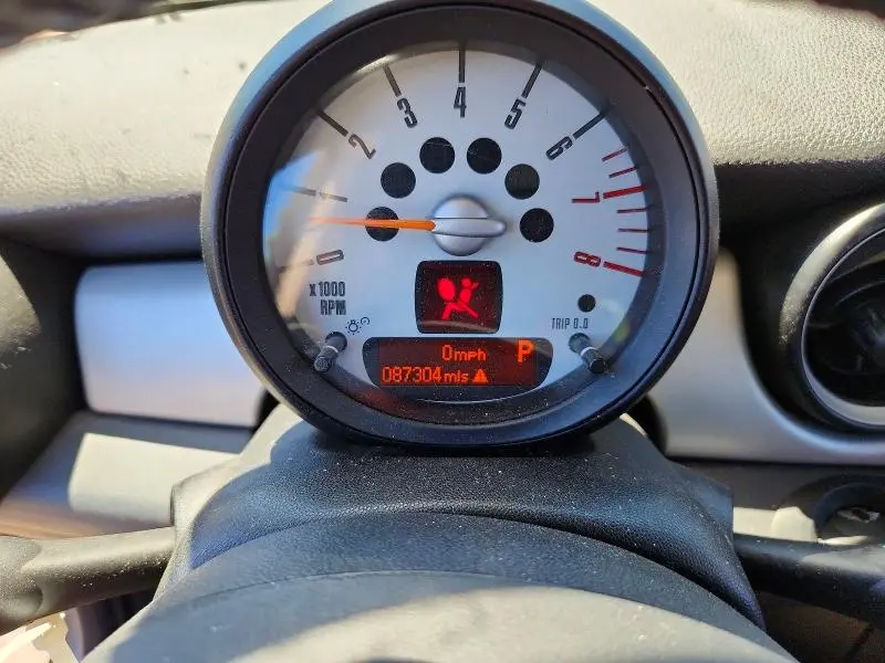 2012 MINI COOPER   