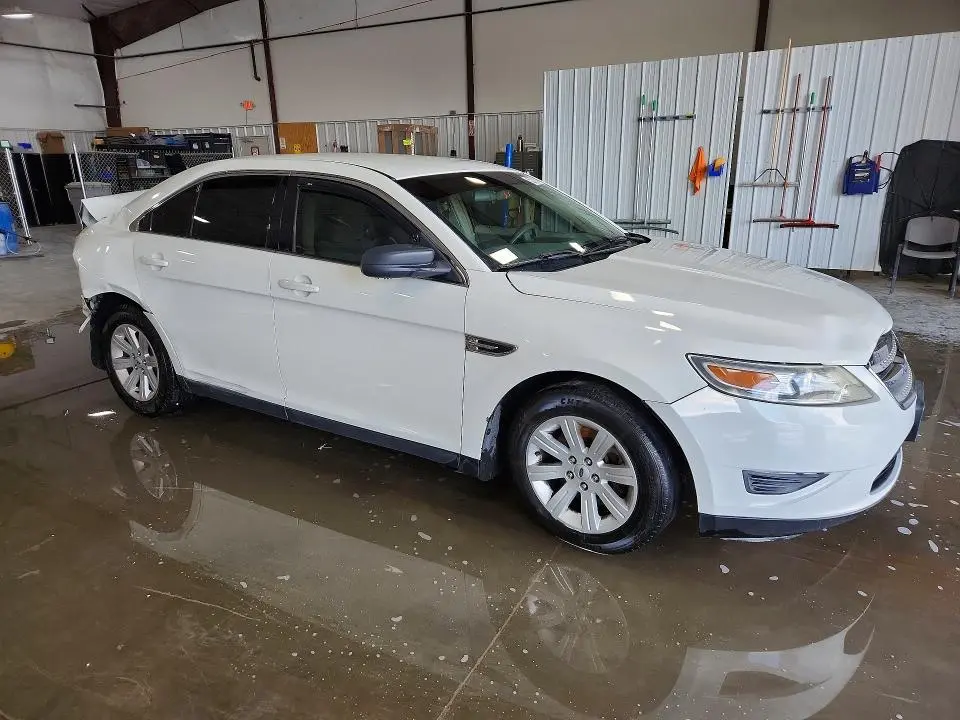 2012 FORD TAURUS SE  