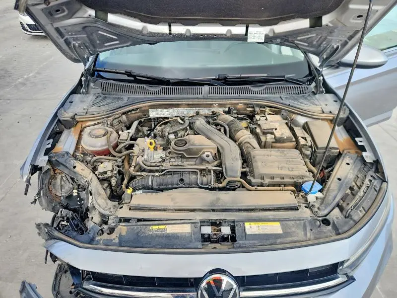 2025 VOLKSWAGEN JETTA SE  