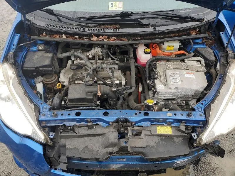 2012 TOYOTA PRIUS C TWO  