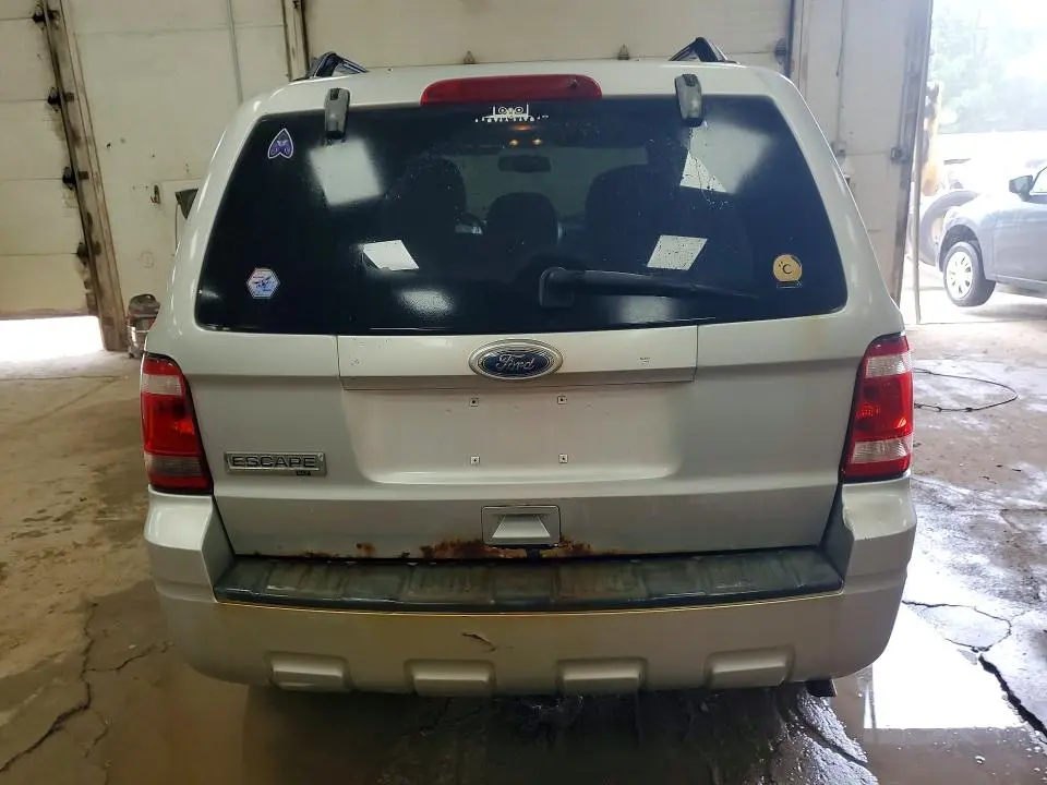 2012 FORD ESCAPE XLT  