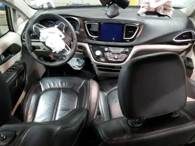 2017 CHRYSLER PACIFICA TOURING L  