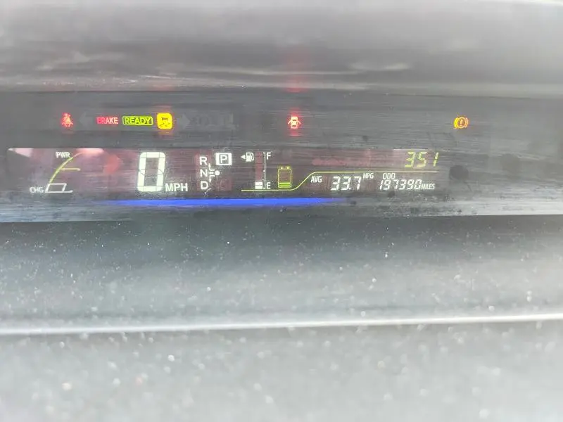 2013 TOYOTA PRIUS V FIVE  