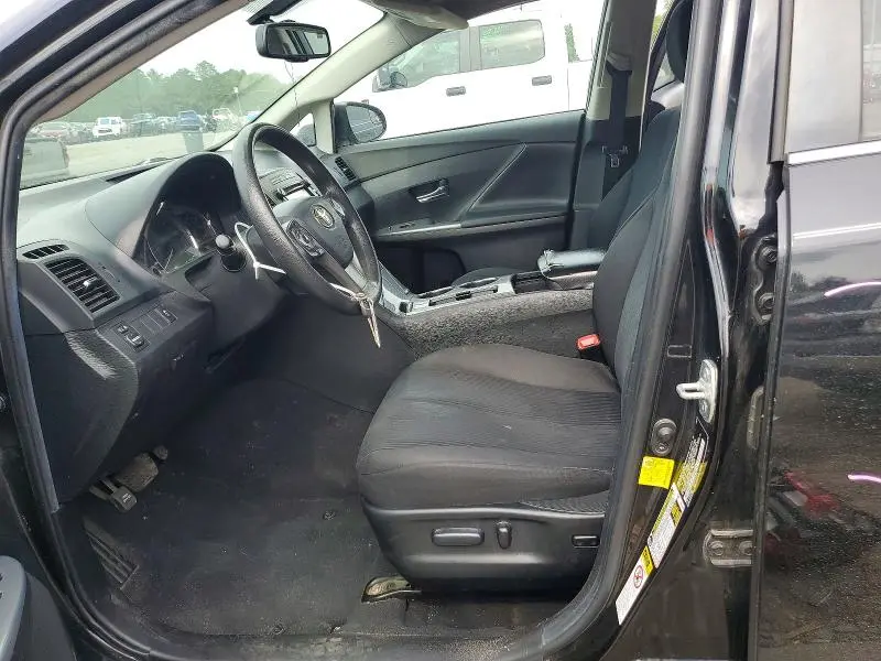 2013 TOYOTA VENZA LE  