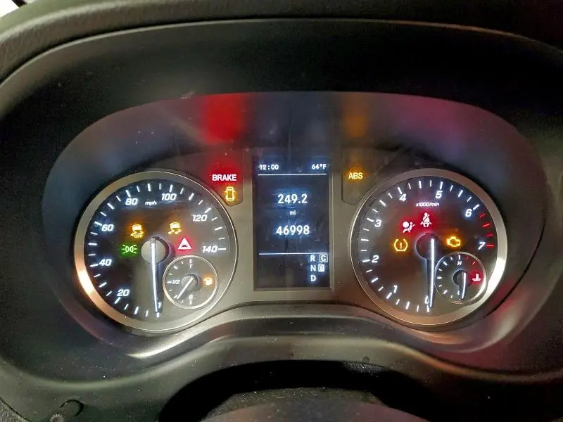 2023 MERCEDES-BENZ METRIS   