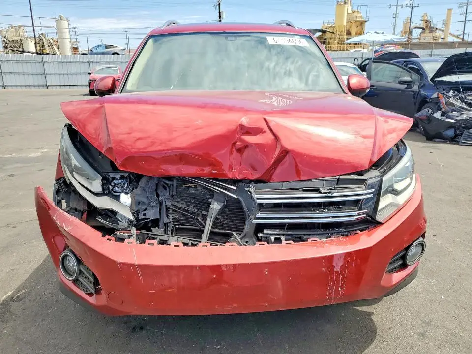 2016 VOLKSWAGEN TIGUAN S  