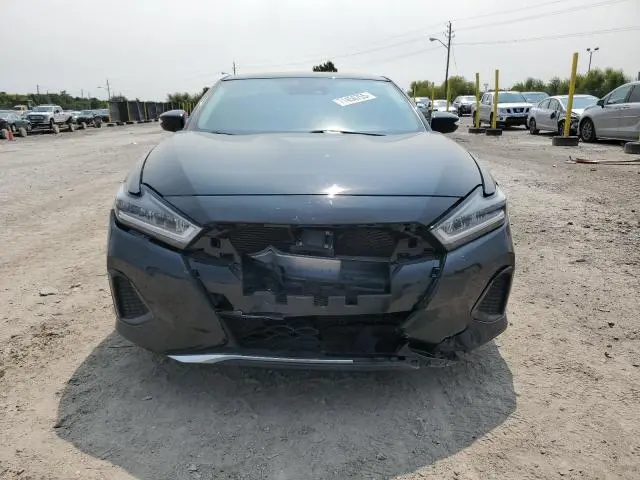 2021 NISSAN MAXIMA SV  