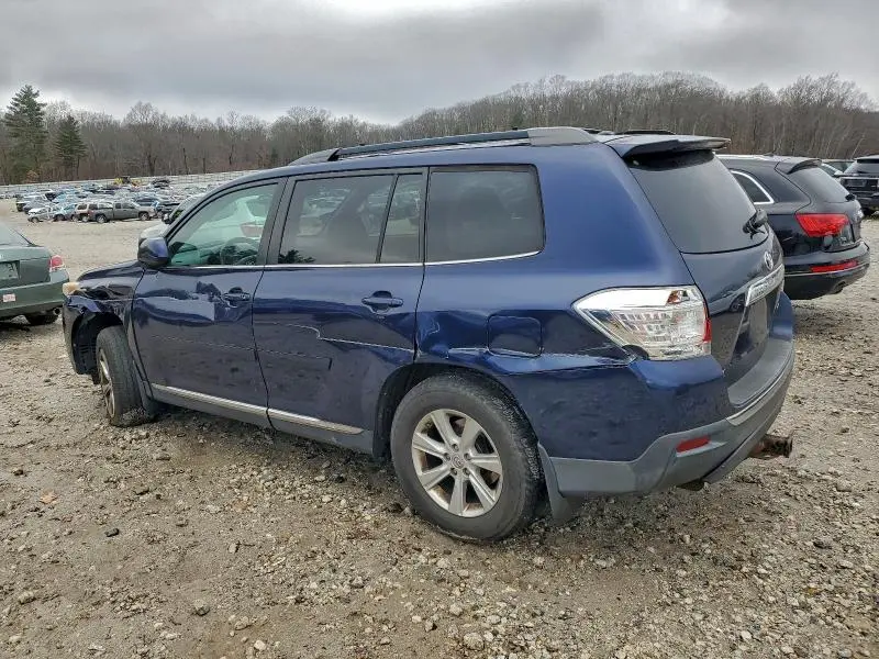2011 TOYOTA HIGHLANDER BASE  
