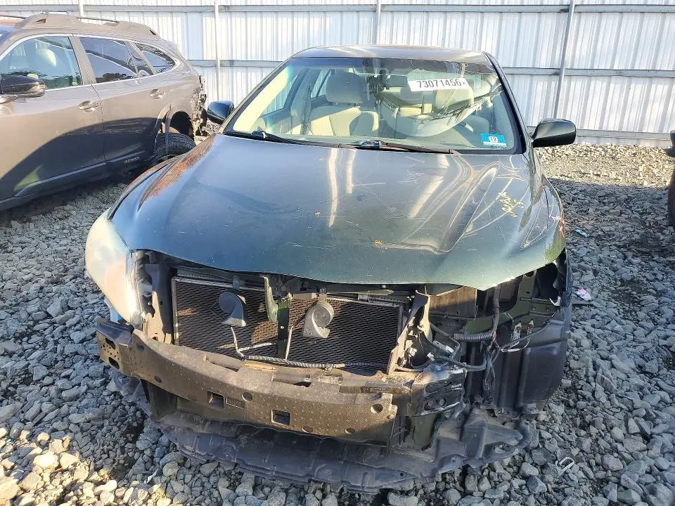 2011 TOYOTA CAMRY LE  
