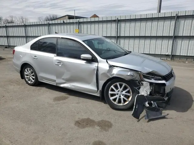 2012 VOLKSWAGEN JETTA SE  