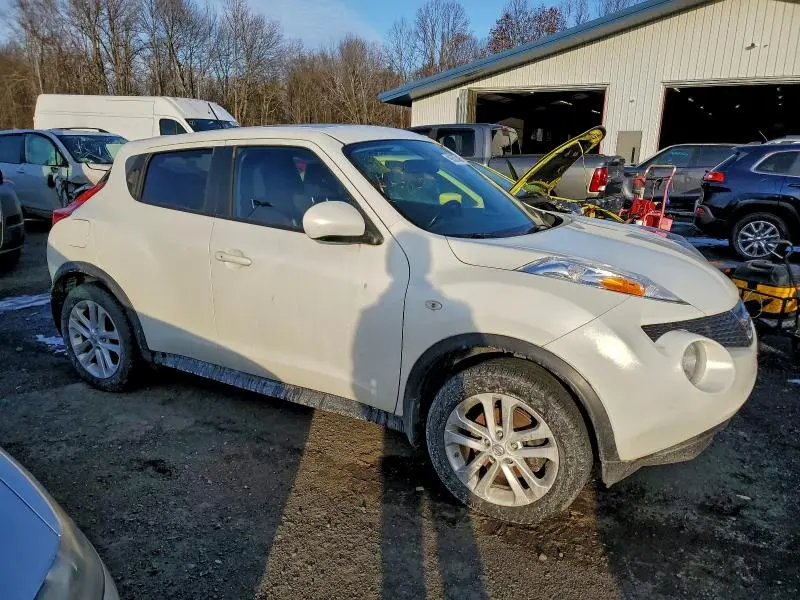 2014 NISSAN JUKE S  