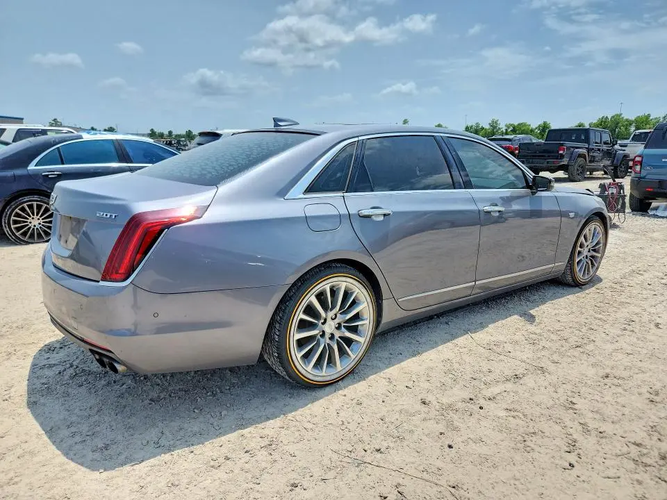 2018 CADILLAC CT6 LUXURY  