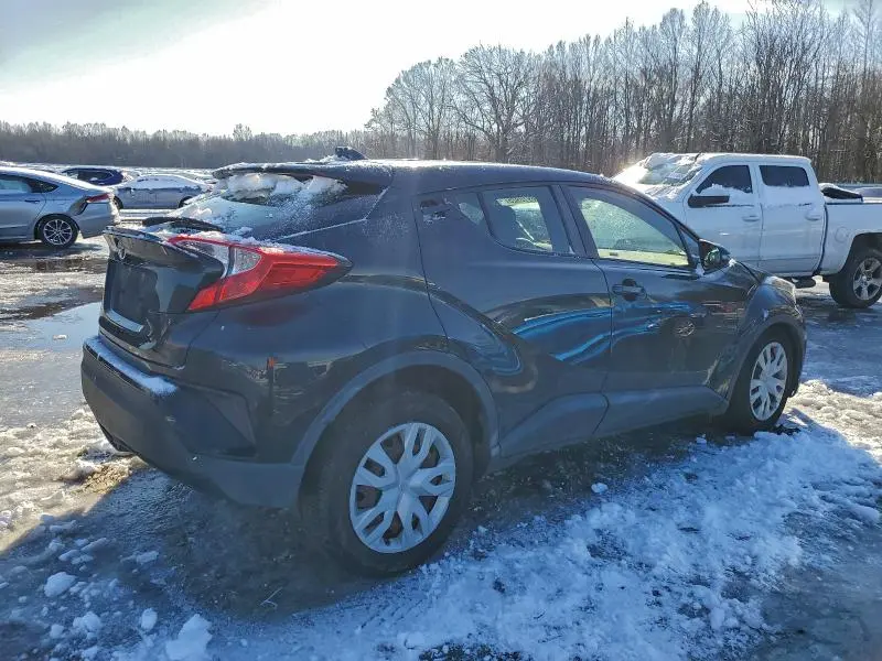 2019 TOYOTA C-HR XLE  