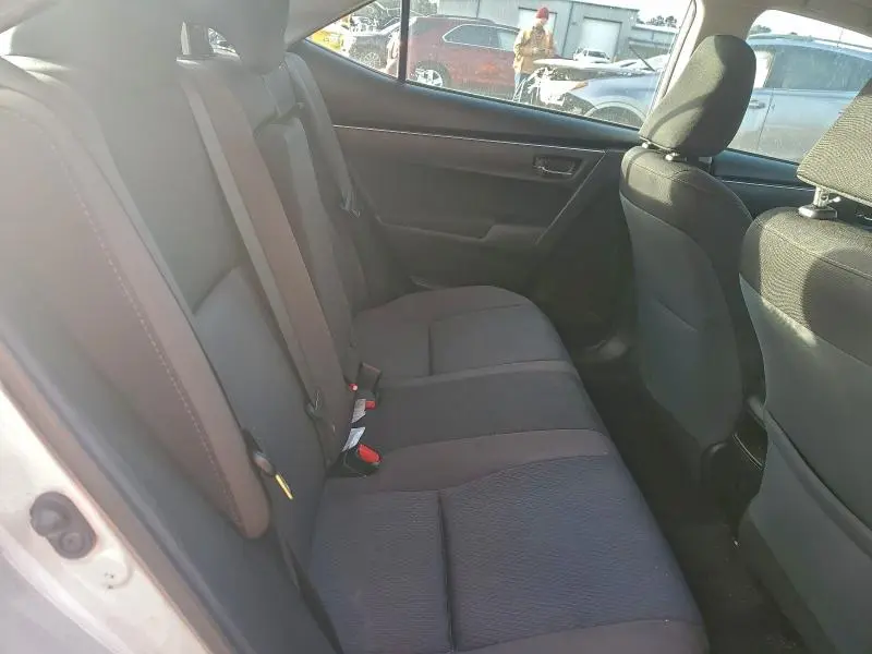 2018 TOYOTA COROLLA BASE  