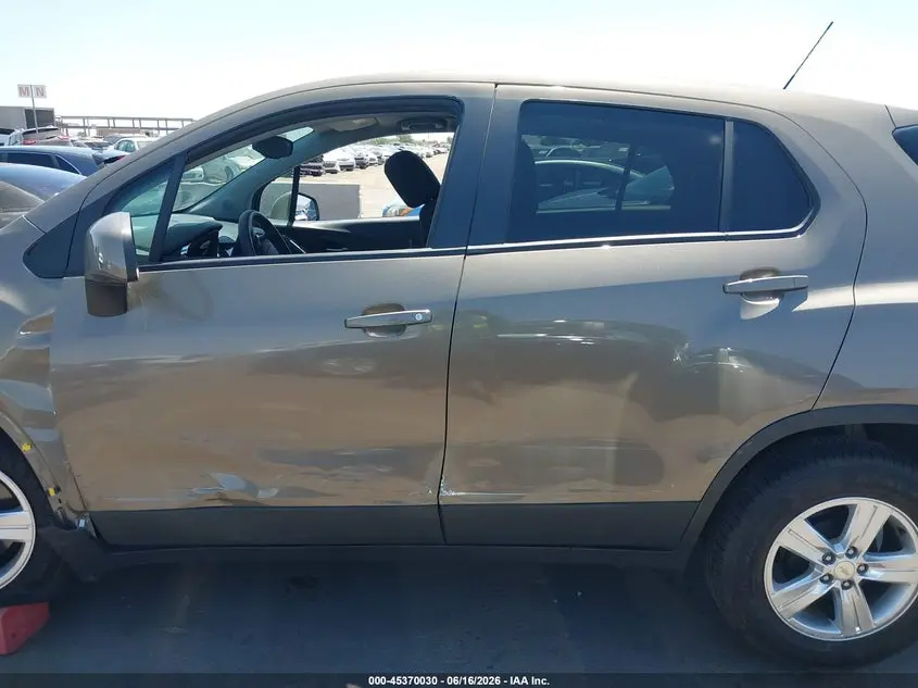 2022 CHEVROLET TRAX FWD LS