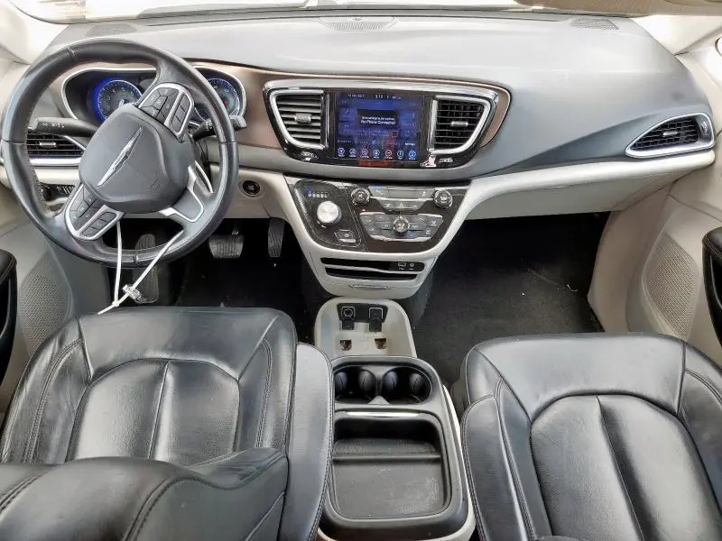 2017 CHRYSLER PACIFICA TOURING L  