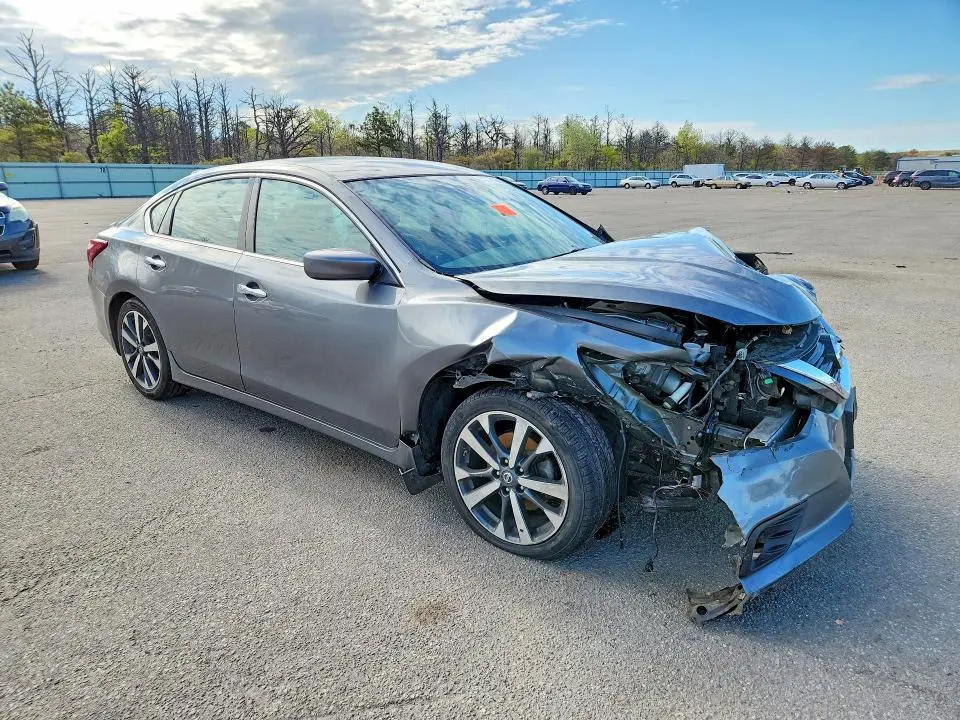 2017 NISSAN ALTIMA 2.5 SR  