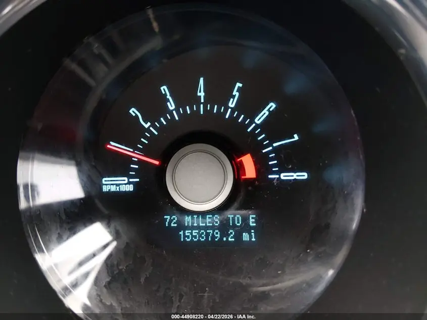 2011 FORD MUSTANG V6