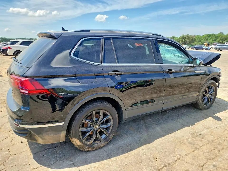 2024 VOLKSWAGEN TIGUAN SE  