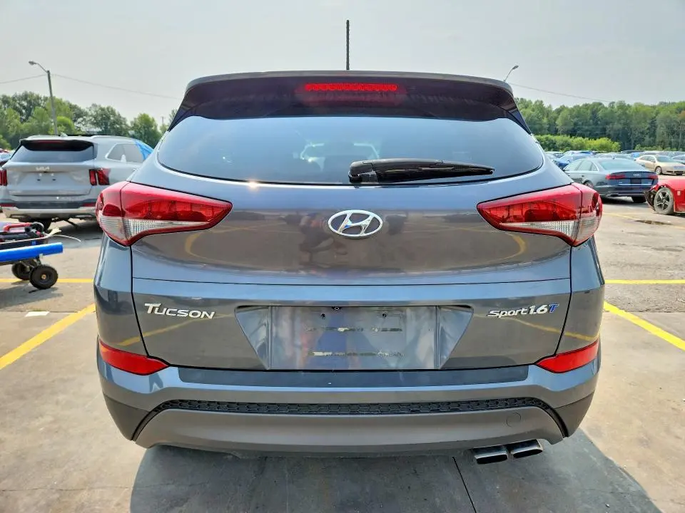 2016 HYUNDAI TUCSON SPORT  