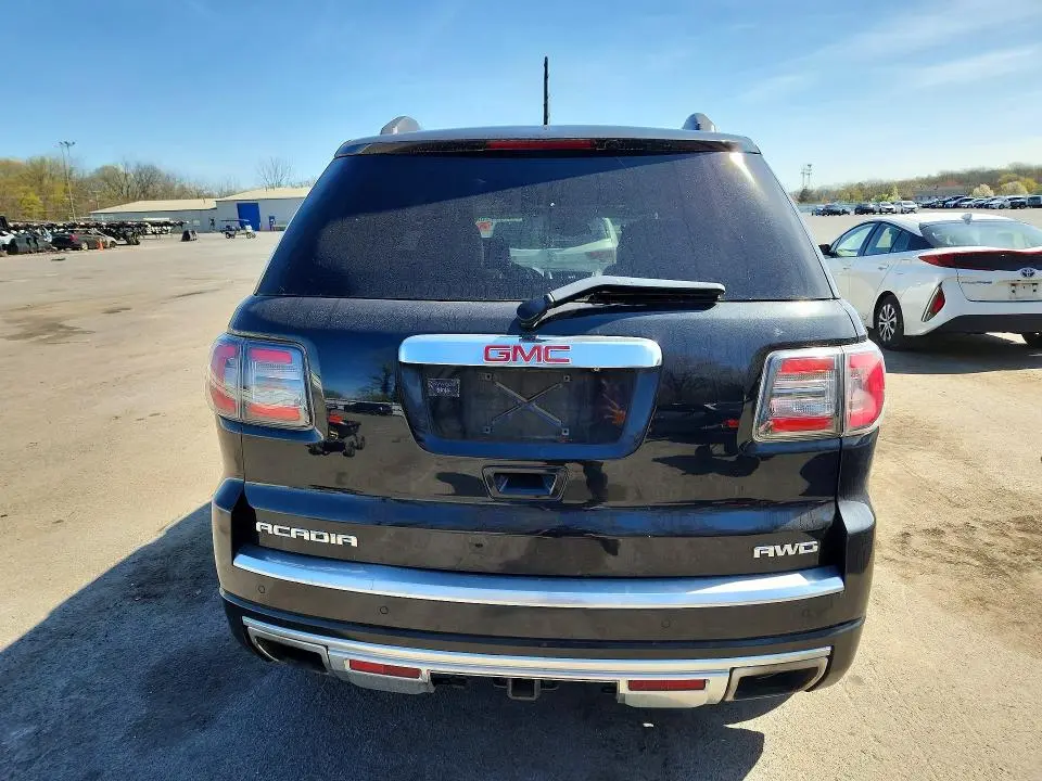 2013 GMC ACADIA DENALI  