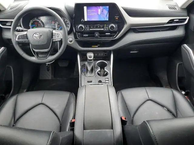 2023 TOYOTA HIGHLANDER HYBRID XLE  