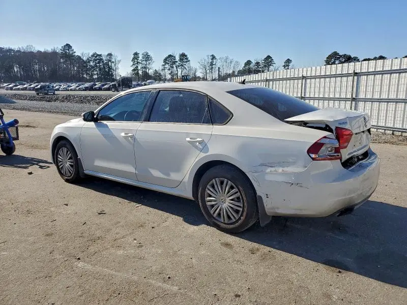 2014 VOLKSWAGEN PASSAT S  