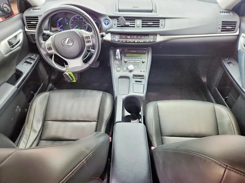 2012 LEXUS CT 200  